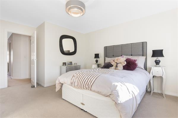 Bampton Drive, Mill Hill, NW7, Mill Hill, NW7